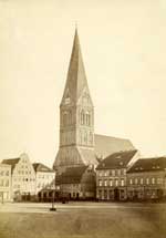 Abb. 10: Nikolaikirche Anklam, Südwestansicht (Postkartenmotiv)