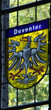 Nikolaikirche Anklam, Hanse-Wappenfenster von Deventer, Niederlande (*2014)
