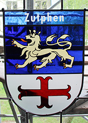 Nikolaikirche Anklam, Hanse-Wappenfenster von Zutphen, Niederlande (*2017)
