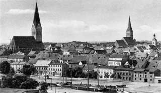 Abbildung 1: St. Nikolai, St. Marien und ehemalige Stiftkirche (v.l.n.r)