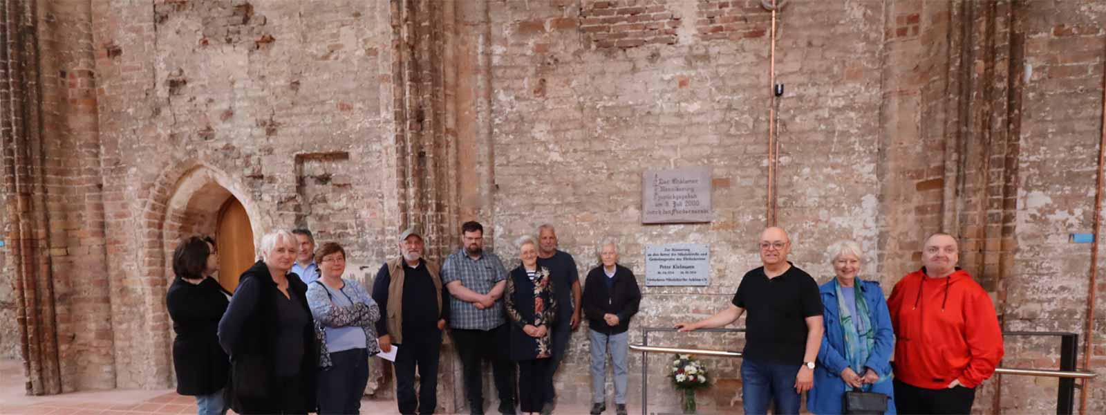 Nikolaikirche Anklam, Gruppenbild des Förderkreises in Gedenken an Peter Kielmann